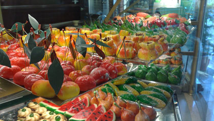 Marzipan 'frutta da marturana' in Sicily, to celebrate mid-autumn festivals.